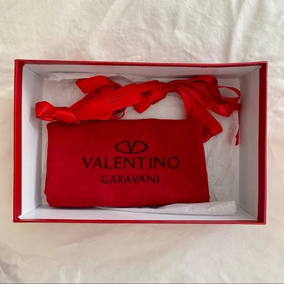 SOLD - Valentino Nude Patent Leather Rockstud Caged Ballet Flat - Picture 13 of 15